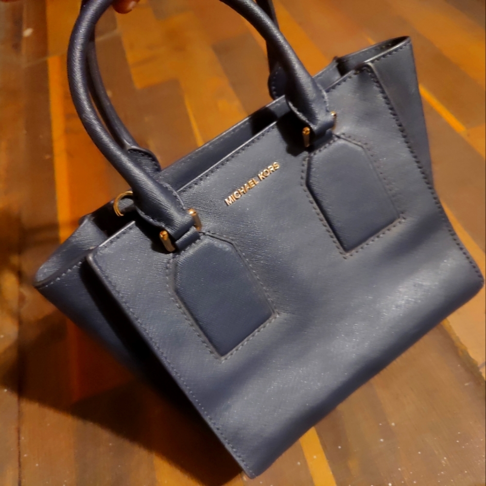 Michael kors cross body navy blue handbag